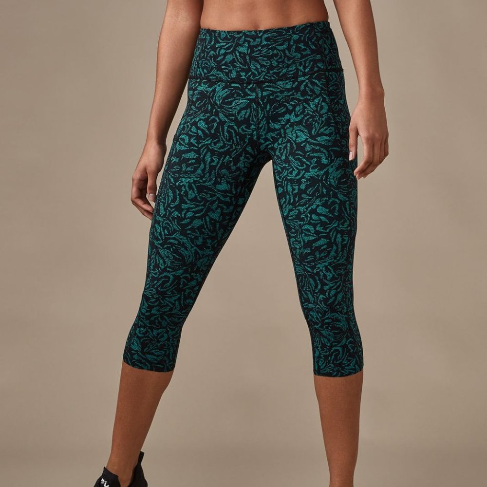 Lululemon Fast and Free Crop 19"